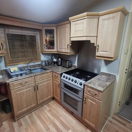 Wonderful 2 Bedroom Mobile Home Aberystwyth Exteriör bild