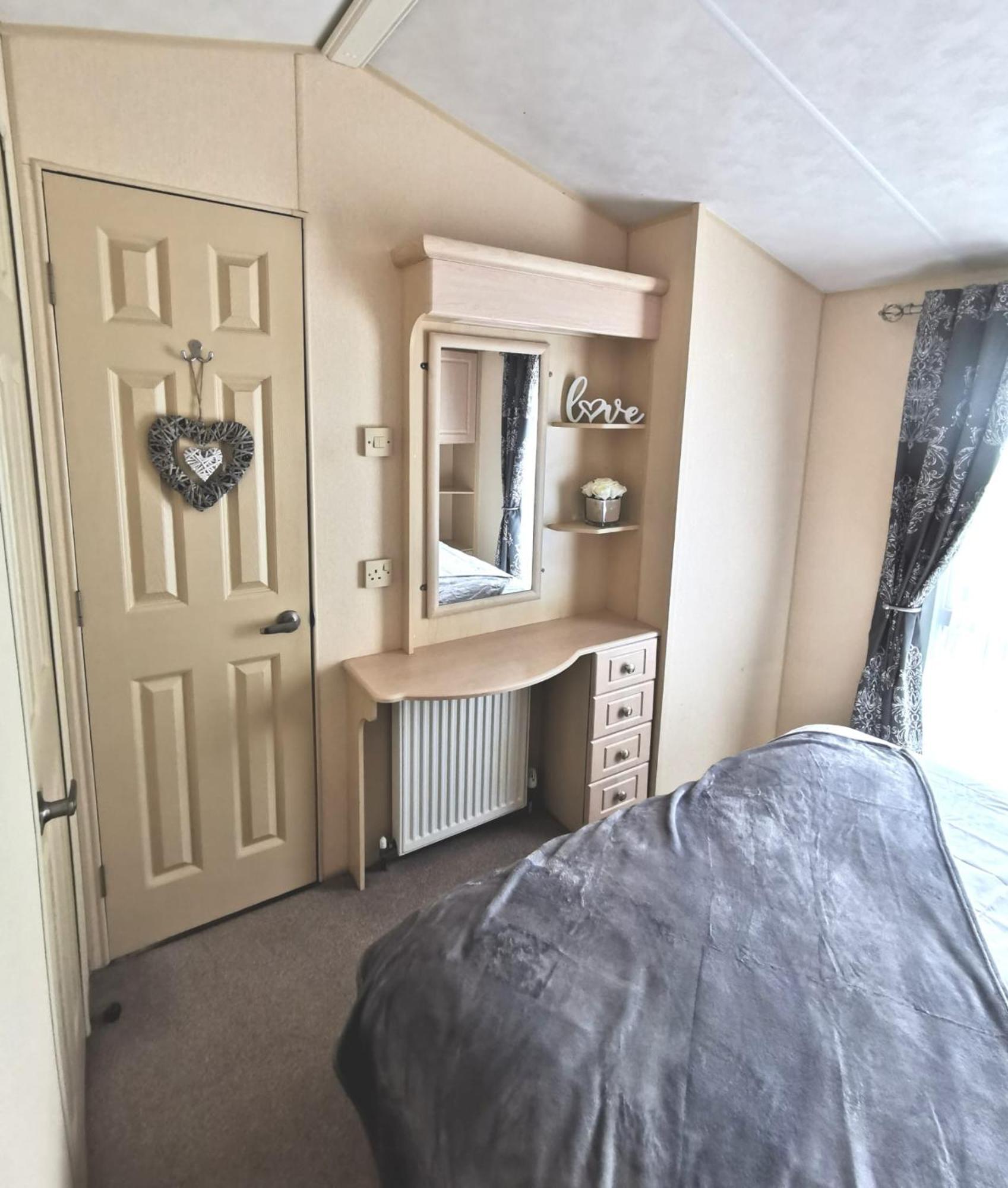 Wonderful 2 Bedroom Mobile Home Aberystwyth Exteriör bild